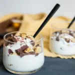Veganes McFlurry Rezept mit veganer Mascarpone und pflanzlichen Zutaten.